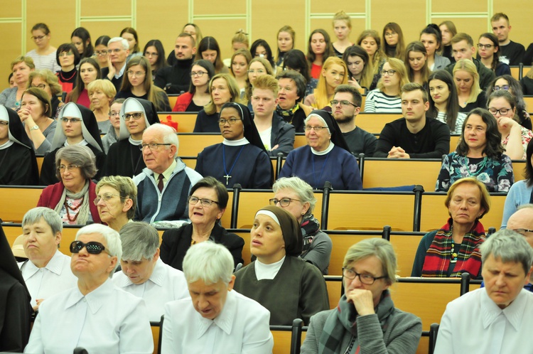 Promocji kolejnej księgi „Biblii Aramejskiej"