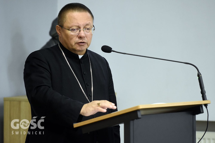 Rekolekcje dla księży z abp. Rysiem w Ząbkowicach Śl.