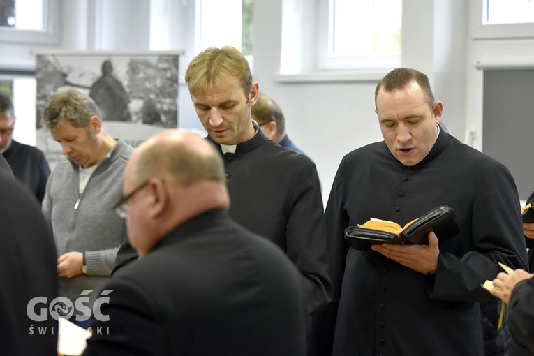 Rekolekcje dla księży z abp. Rysiem w Ząbkowicach Śl.