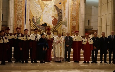 Kard. Dziwisz: Jan Paweł II był człowiekiem uniwersytetu