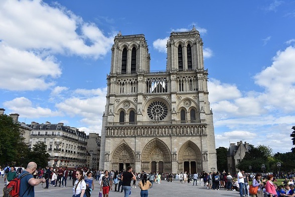 Chińczycy pomogą przy odbudowie katedry Notre-Dame