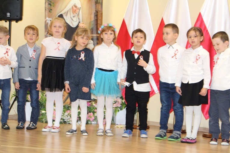 Święto Niepodległości w przedszkolu prezentek