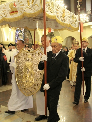 Ryngraf-relikwiarz w kościele Ofiarowania Pańskiego