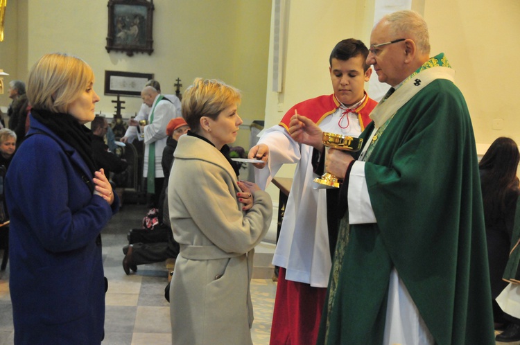 Wąwolnica. Uroczystość nadania szkole imienia kard. Stefana Wyszyńskiego