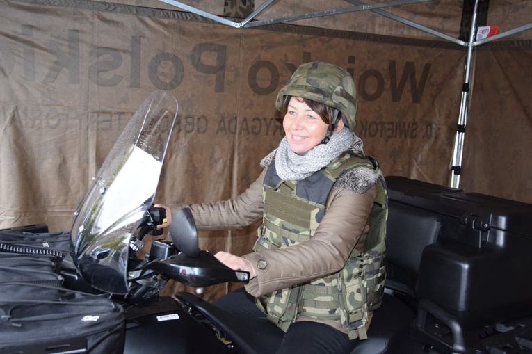 Piknik wojskowy w Sandomierzu