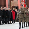 W Mszy św. w Wilanowie wzięła udział para prezydencka, parlamentarzyści, członkowie rządu, samorządowcy...