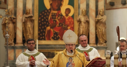 Bp Jacek Kiciński: Wolność jest darem i zadaniem