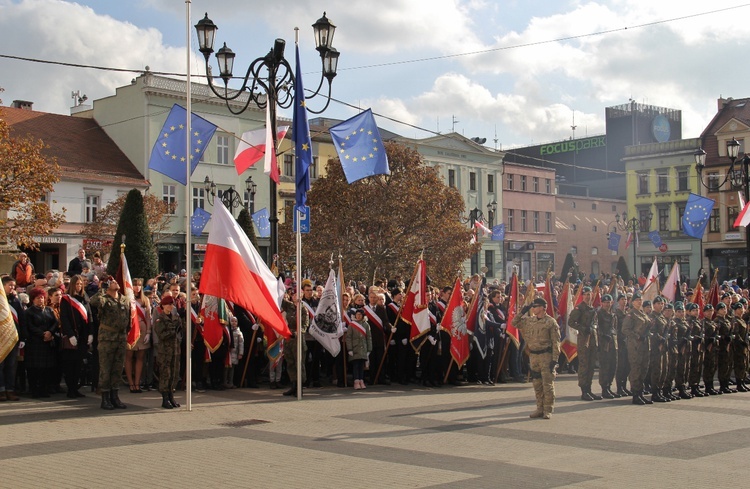 Rybnik. Obchody 11 listopada