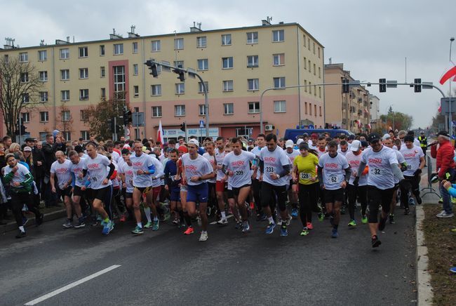 Stalowa Wola. 27. Uliczny Bieg Niepodległości