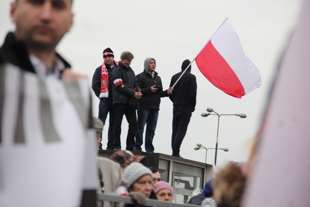 X Marsz Niepodległości przeszedł ulicami stolicy 