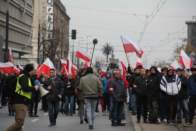 X Marsz Niepodległości przeszedł ulicami stolicy 