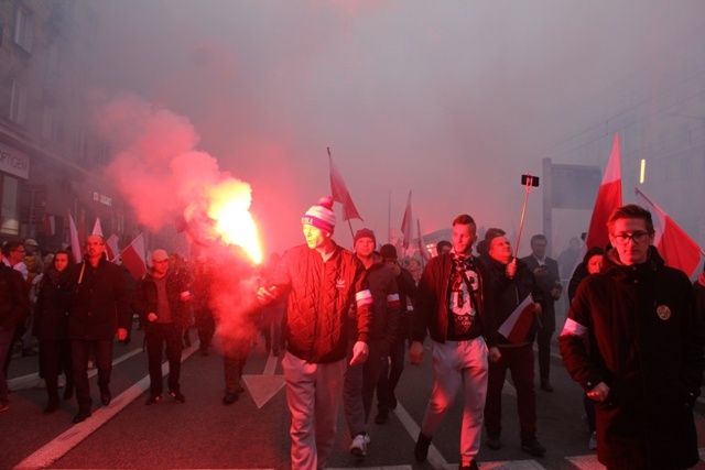 X Marsz Niepodległości przeszedł ulicami stolicy 