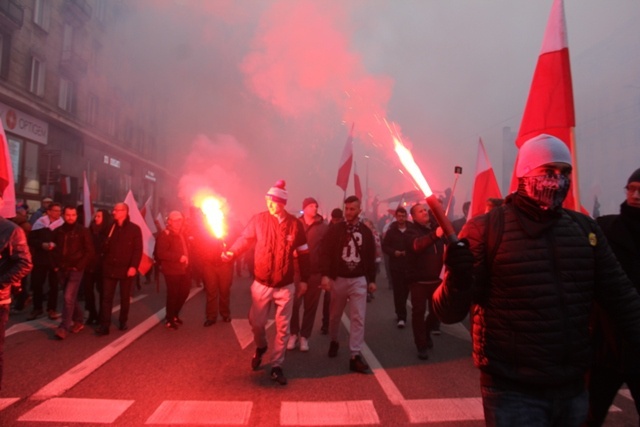 X Marsz Niepodległości przeszedł ulicami stolicy 