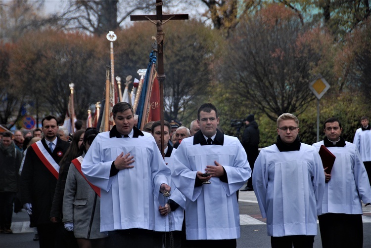 Uroczystości ku czci św. Wiktorii w Łowiczu - procesja