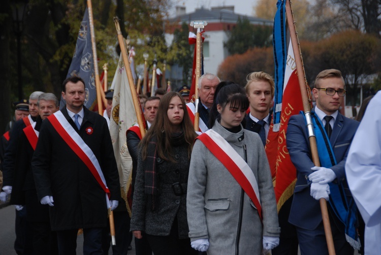 Uroczystości ku czci św. Wiktorii w Łowiczu - procesja