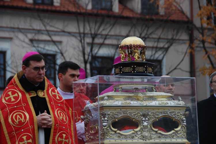 Uroczystości ku czci św. Wiktorii w Łowiczu - procesja