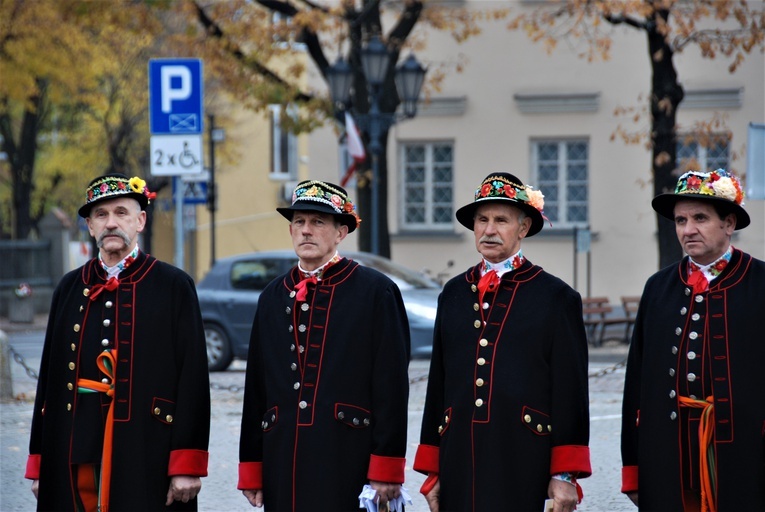 Uroczystości ku czci św. Wiktorii w Łowiczu - procesja