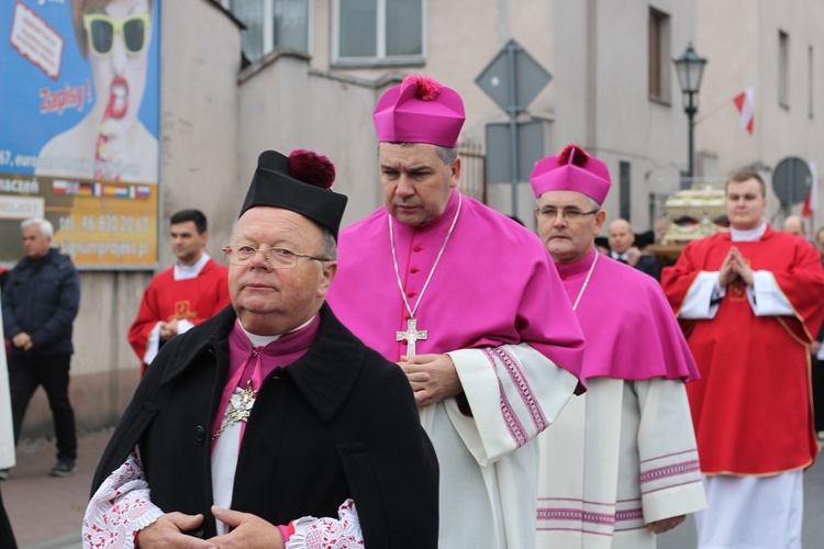 Uroczystości ku czci św. Wiktorii w Łowiczu - procesja