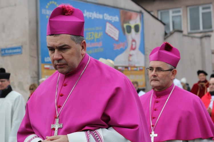 Uroczystości ku czci św. Wiktorii w Łowiczu - procesja