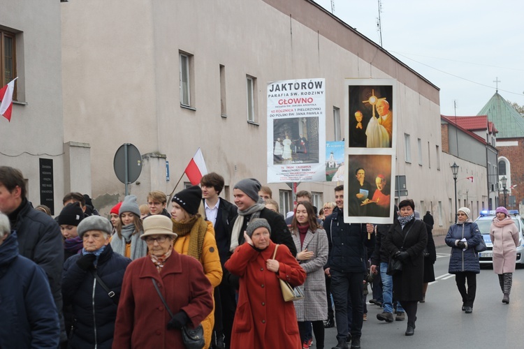 Uroczystości ku czci św. Wiktorii w Łowiczu - procesja