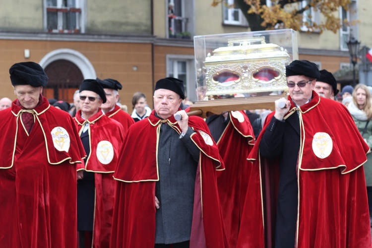 Uroczystości ku czci św. Wiktorii w Łowiczu - procesja