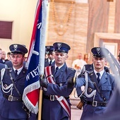 Służba Więzienna została utworzona 8 lutego 1919 roku. Patronuje jej św. Paweł Apostoł. 