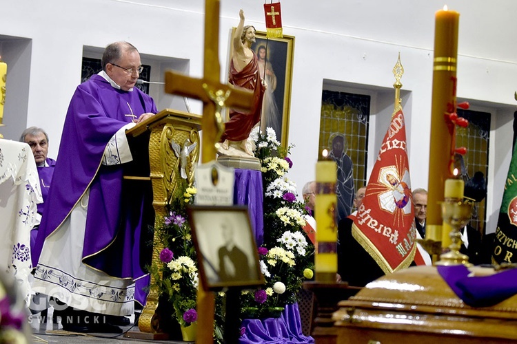 Uroczystości pogrzebowe ks. Wenancjusz Roga