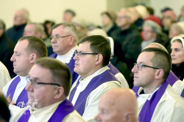 Uroczystości pogrzebowe ks. Wenancjusz Roga