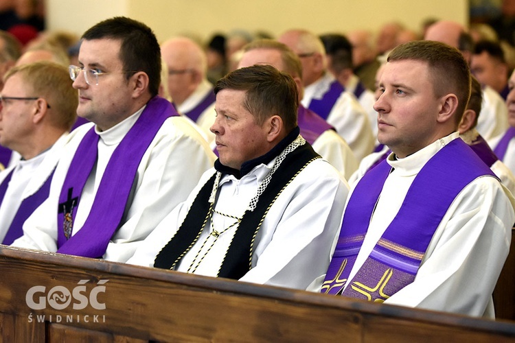 Uroczystości pogrzebowe ks. Wenancjusz Roga