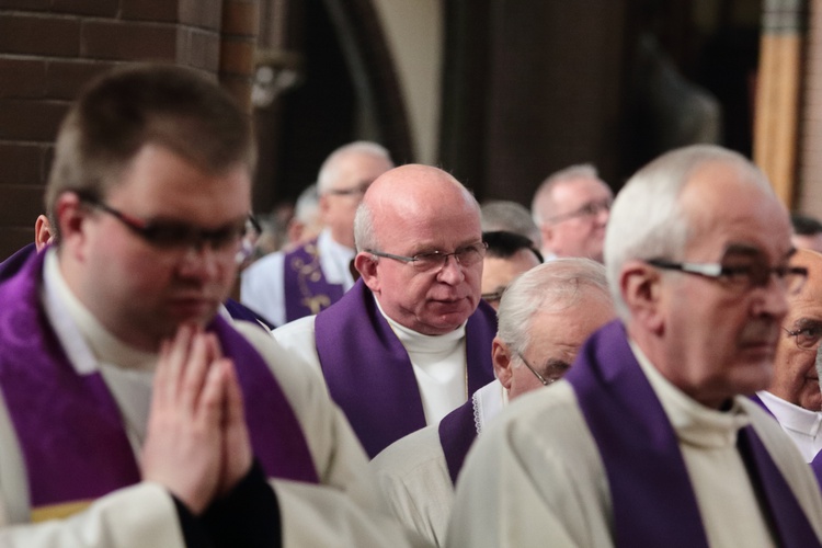 Ostatnie pożegnanie śp. ks. Jóźkowa