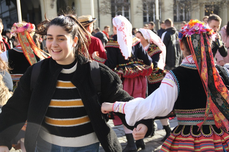 Szlachetna Paczka otworzyła bazę rodzin