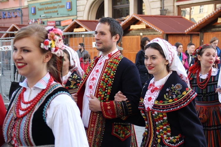 Szlachetna Paczka otworzyła bazę rodzin