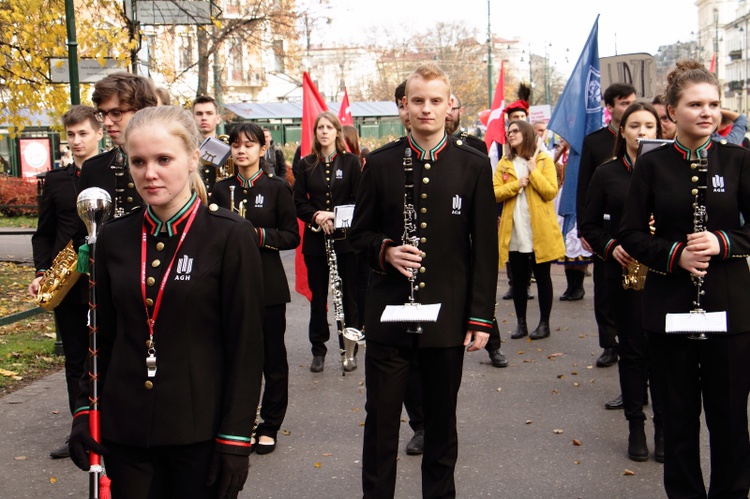 Marsz na otwarcie bazy rodzin Szlachetnej Paczki 2019