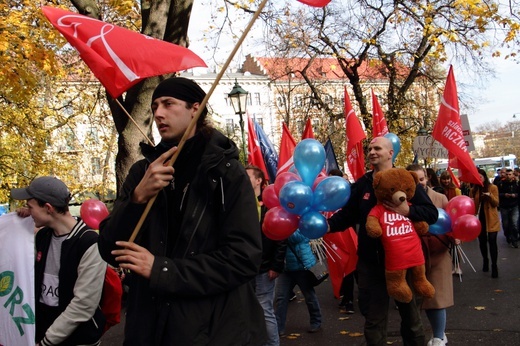 Marsz na otwarcie bazy rodzin Szlachetnej Paczki 2019