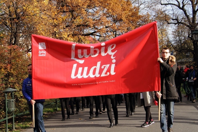 Marsz na otwarcie bazy rodzin Szlachetnej Paczki 2019