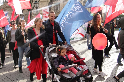 Marsz na otwarcie bazy rodzin Szlachetnej Paczki 2019