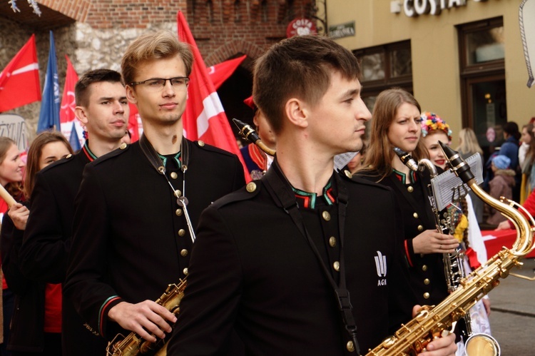 Marsz na otwarcie bazy rodzin Szlachetnej Paczki 2019