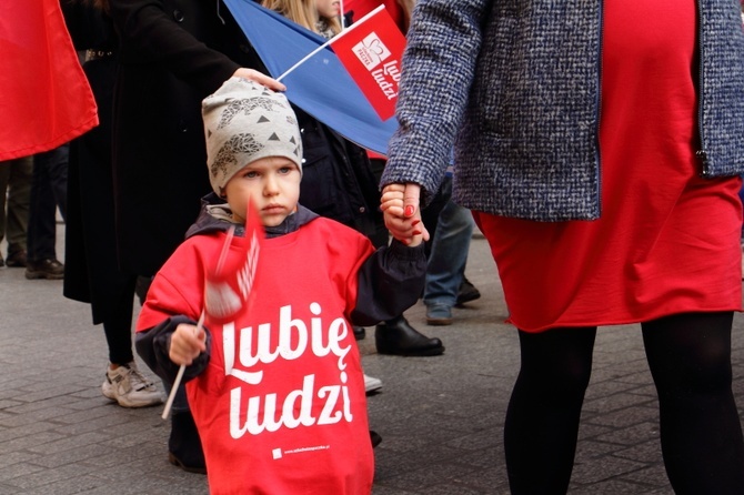 Marsz na otwarcie bazy rodzin Szlachetnej Paczki 2019