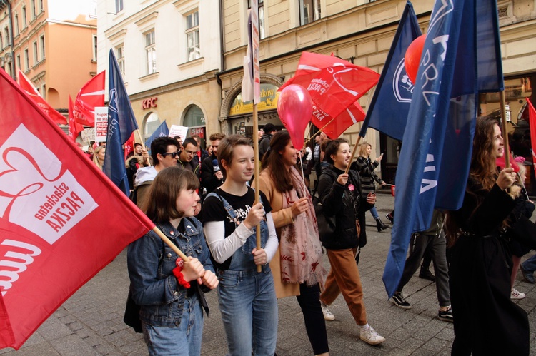 Marsz na otwarcie bazy rodzin Szlachetnej Paczki 2019