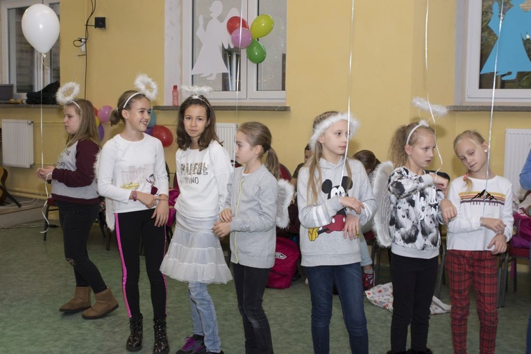 ​Bal Wszystkich Świętych dla dzieci z całej diecezji w Gorzowi Wlkp.
