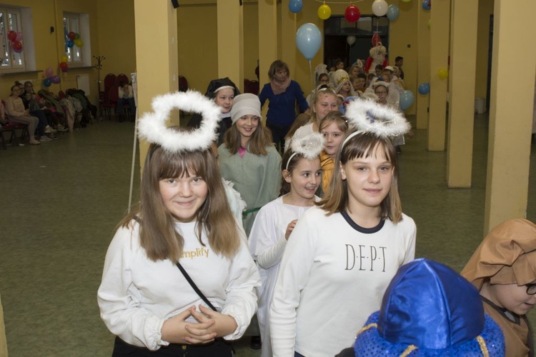 ​Bal Wszystkich Świętych dla dzieci z całej diecezji w Gorzowi Wlkp.