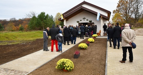Jak bazylika. Poświęcenie kościoła pw. św. Jana Pawła II w Zaspach Wielkich