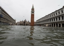 70 proc. historycznego centrum Wenecji znów pod wodą