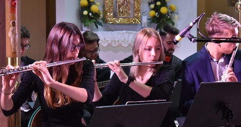 Warto żyć. Koncert w Miastku 