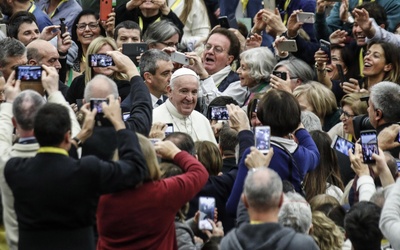 Papież: Marnowanie żywności obciąża nasze sumienia 