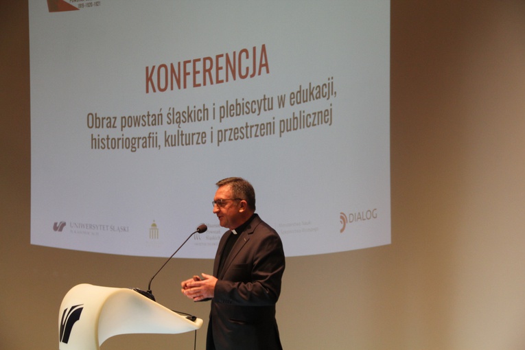 Konferejcę moderował ks. dr hab. Arkadiusz Wuwer, prof. UŚ.