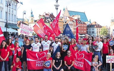W działania angażuje się 2,5 tys. wolontariuszy z całego regionu.