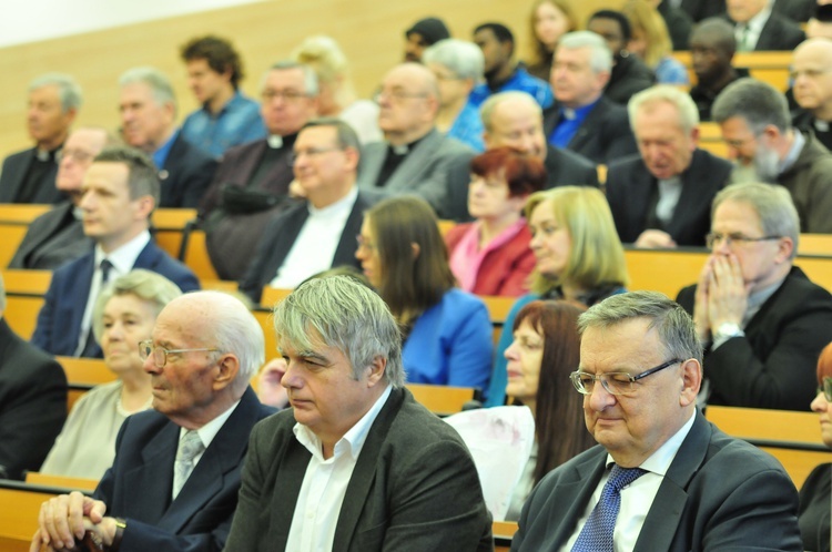 Ks. prof. Stanisław Janeczek odznaczony medalem "Za zasługi dla KUL"