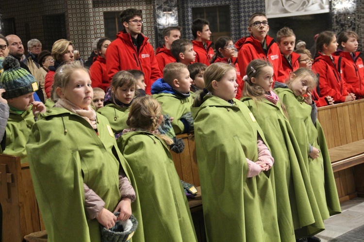 Drużyna ZHP z Knurowa przyjmuje imię druha księdza Alojzego Koziełka