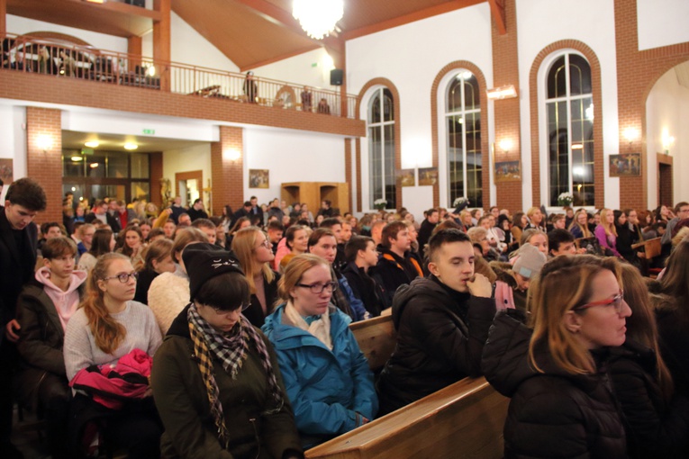 33. Wieczór Modlitwy Młodych - cz. 2